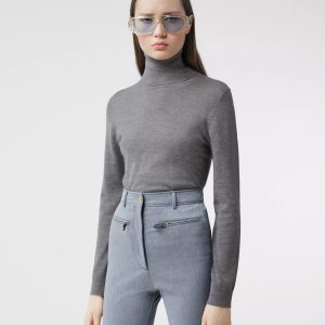 BURBERRY - Dwukolorowy sweter z wełny