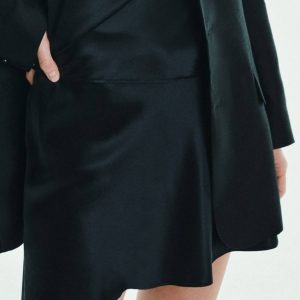 LOVLI SILK - Czarna mini spódnica z jedwabiu #NO.64