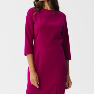 Elegancka sukienka ołówkowa z rozcięciem fioletowa