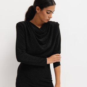 Sukienka z długim rękawem o klasycznym kroju w kolorze SHINY BLACK - COLLETTE-XS