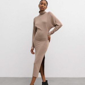 Sukienka dzianinowa w kolorze GINGER MELANGE - AVILA-M/L