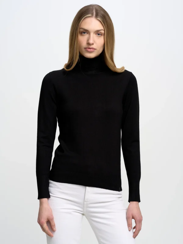 Sweter damski z golfem czarny Charlinka 906