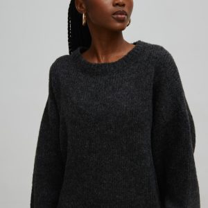 Sweter oversize z bufiastym rękawem GRAFITOWY - RIVERO-UNI
