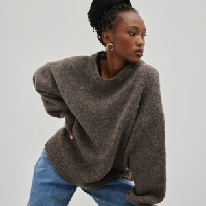 Sweter oversize z bufiastym rękawem w kolorze BROWN MELANGE - RIVERO-UNI